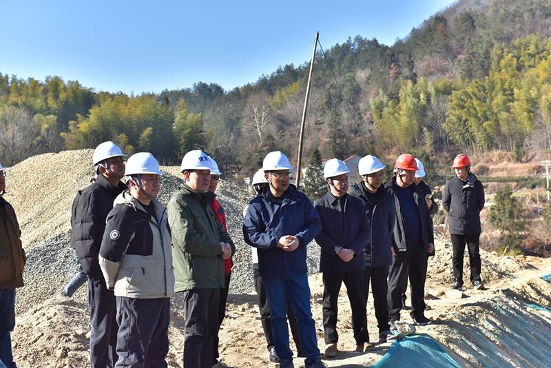 集團主要領導調研重點水利項目建設