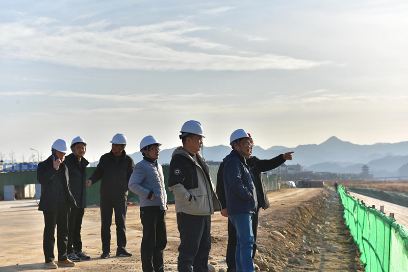 集團主要領導調研重點水利項目建設